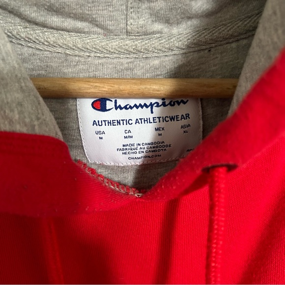 2/25$ Champion hoodie - Picture 5 of 5